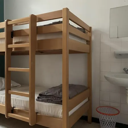 Hostel Hi *